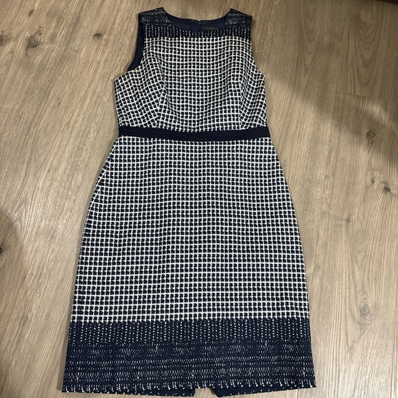 J Crew Sz 6 Navy & White Check Tweed Sleeveless Pencil Dress Knee Length Preppy - Picture 8 of 15